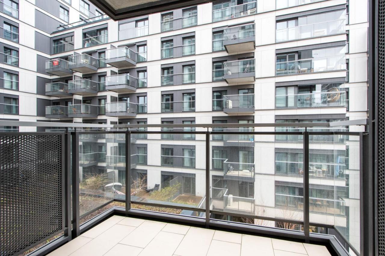 Warsaw Night Apartments Menica Residence Ngoại thất bức ảnh